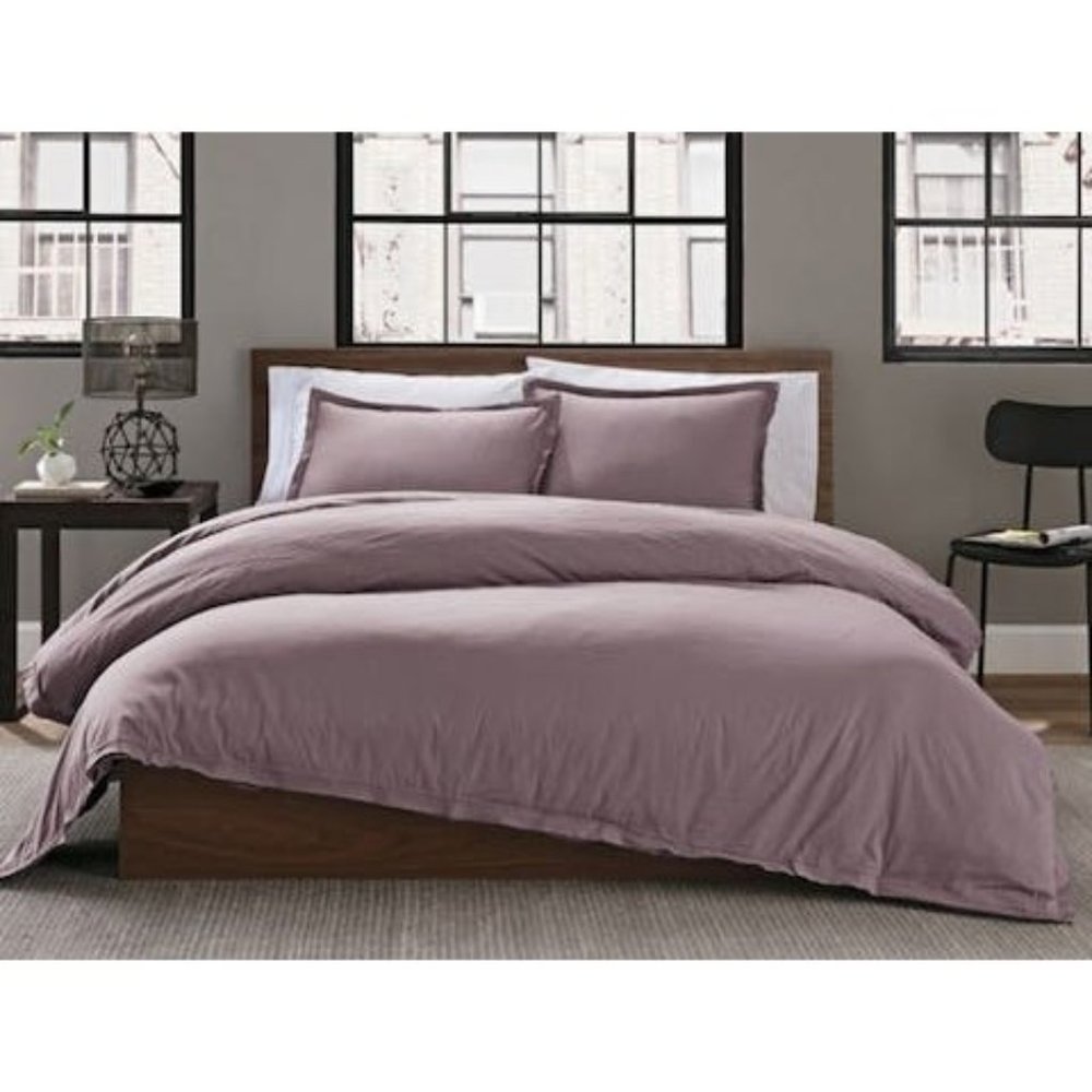 Garment Washed Solid Twin Duvet Cover Set in Lavender